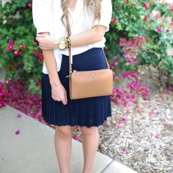 J. Crew | Box Pleated Navy Mini Skirt - Picture 4 of 4
